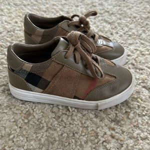 Kid’s Burberry Shoes